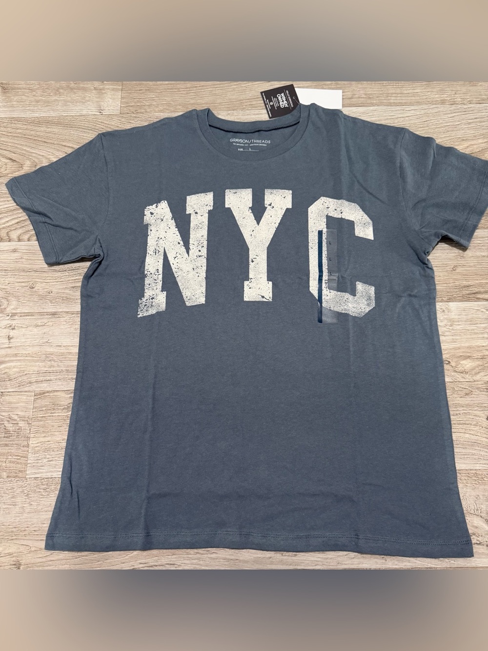 Grayson Threads Women’s NYC Graphic Tee in Charcoal Gray Size Large - Picture 2 of 4